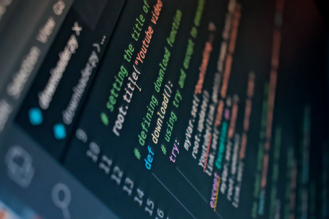 Regels code op een computerscherm, onderdeel van een AI-datapipeline